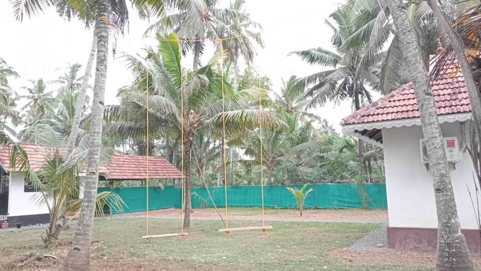 Prakruthi Residency Munroeisland Apartamento Mundrothuruth Exterior foto