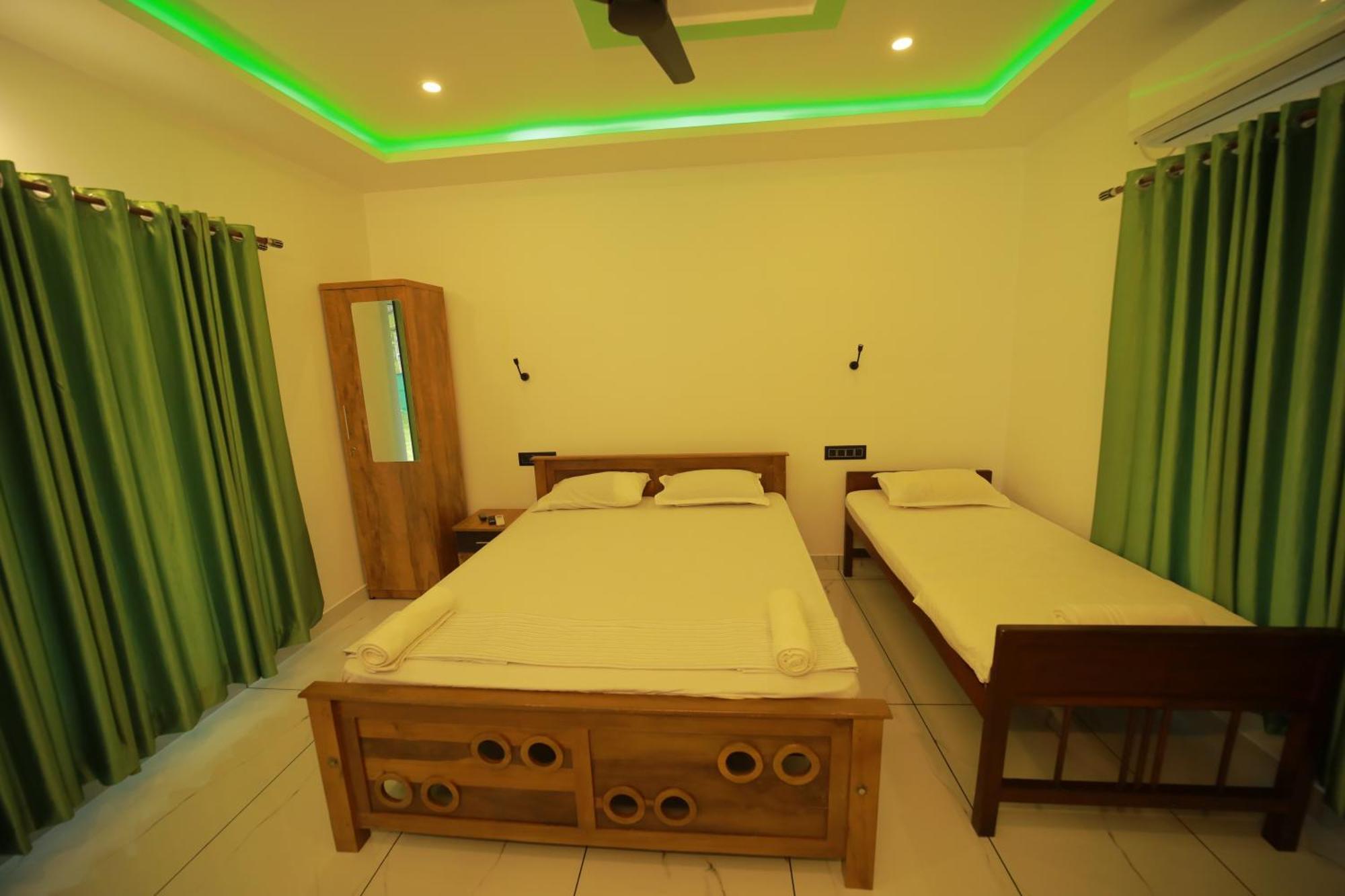 Prakruthi Residency Munroeisland Apartamento Mundrothuruth Exterior foto