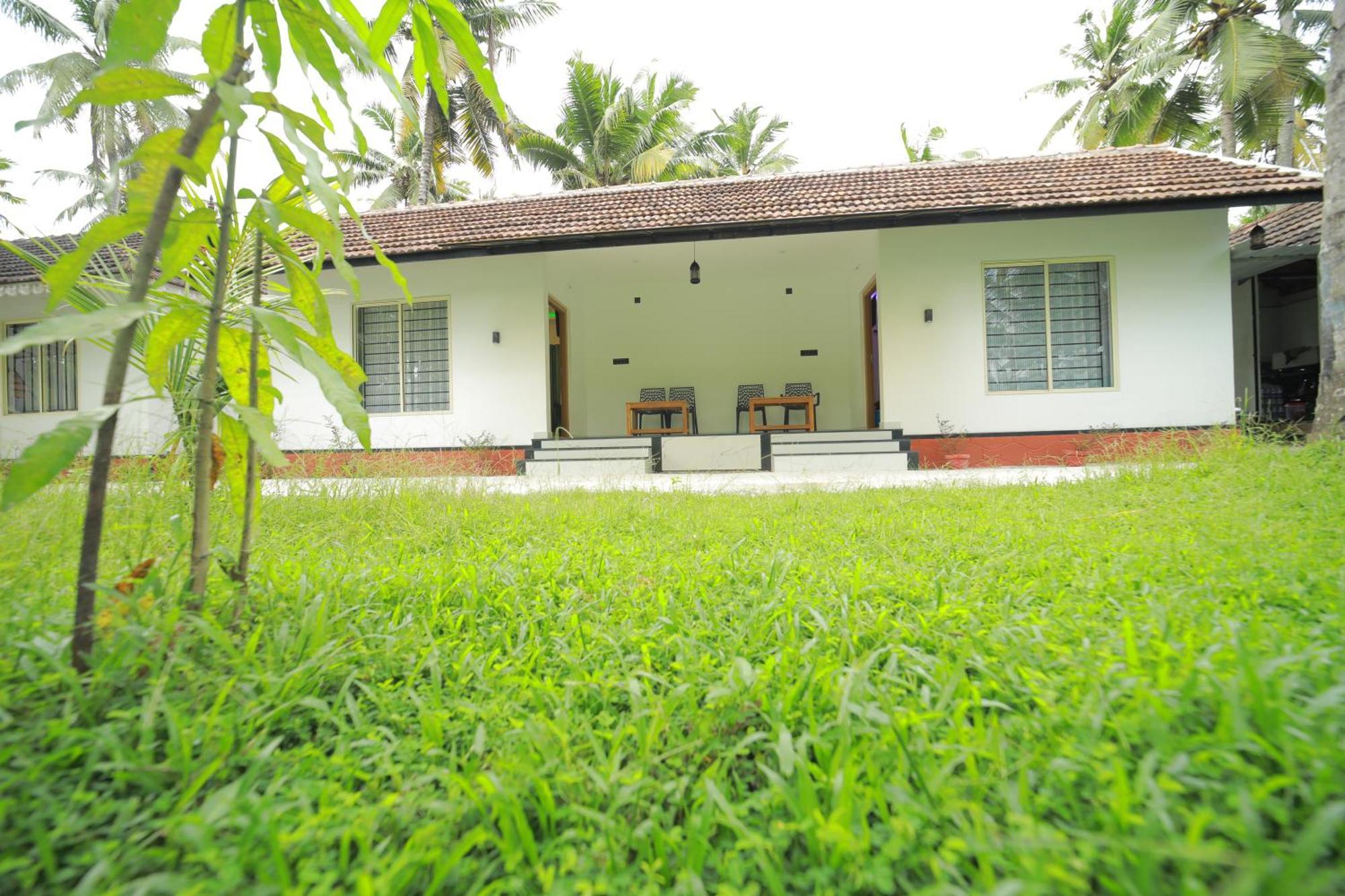 Prakruthi Residency Munroeisland Apartamento Mundrothuruth Exterior foto