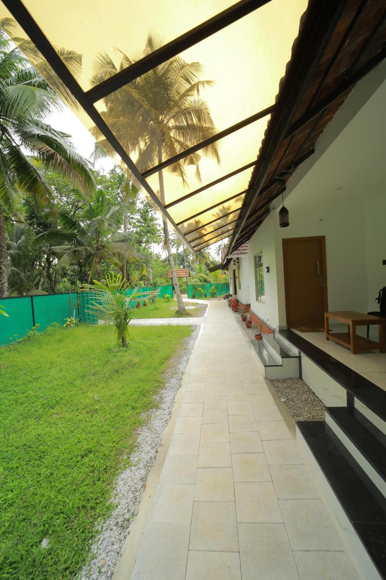 Prakruthi Residency Munroeisland Apartamento Mundrothuruth Exterior foto