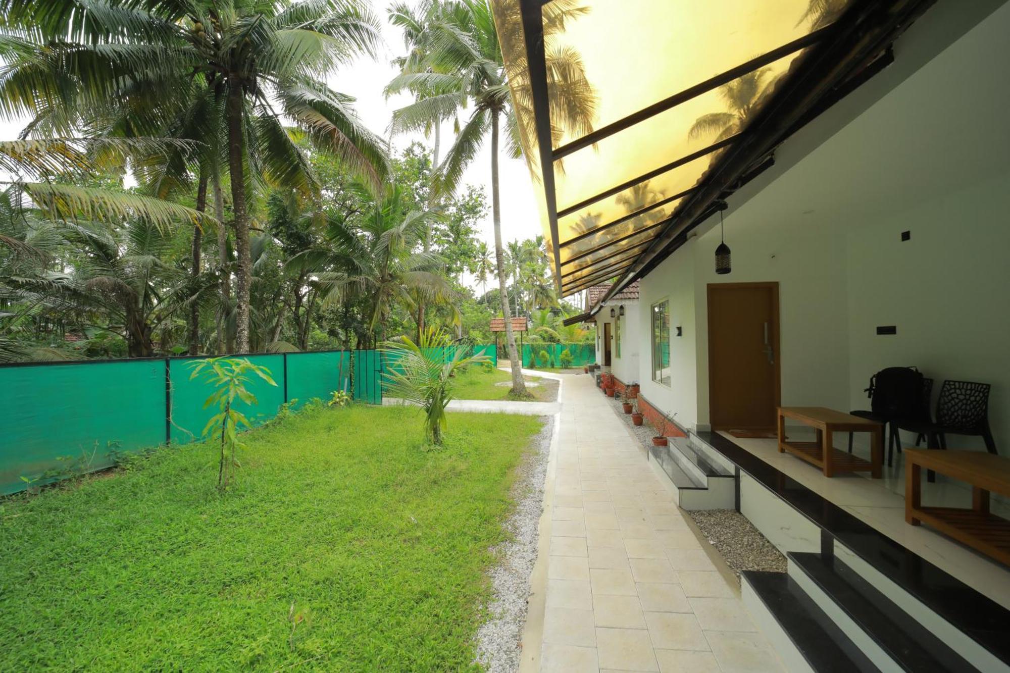 Prakruthi Residency Munroeisland Apartamento Mundrothuruth Exterior foto